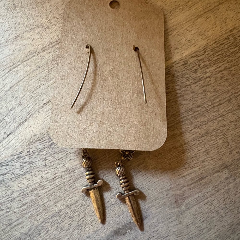 --4💎 for $15-- Gold-tone and Red Dagger Earrings - Picture 7 of 7